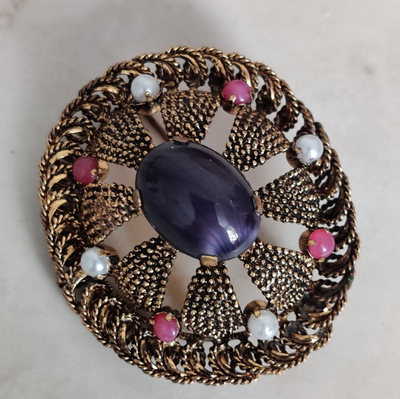 Vintage 60s Signed Austria Filigree Brooch - Picture 6 of 13